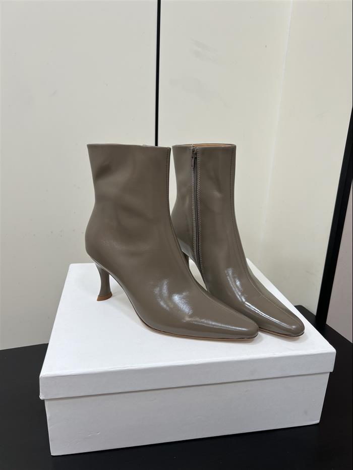 20251128174331601 390